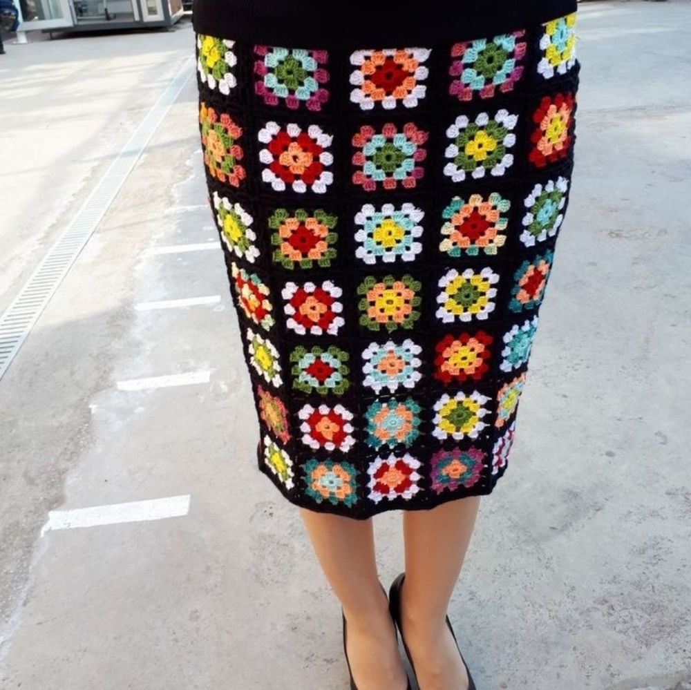 Granny square vintage style crochet skirt